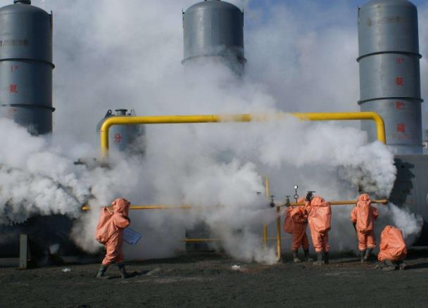 危險(xiǎn)化學(xué)品儲(chǔ)運(yùn)安全管理的幾點(diǎn)思考