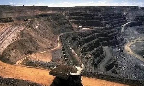 安全管理信息化系統(tǒng)在金屬礦山安全管理中的作用淺析 安全管理信息化系統(tǒng)在金屬礦山安全管理中的作用淺析